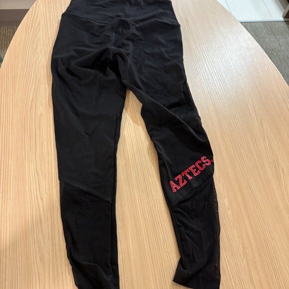 San Diego State Aztecs Leggings Womens XS Xtra Small Victoria Secret PINK Black - Picture 3 of 3